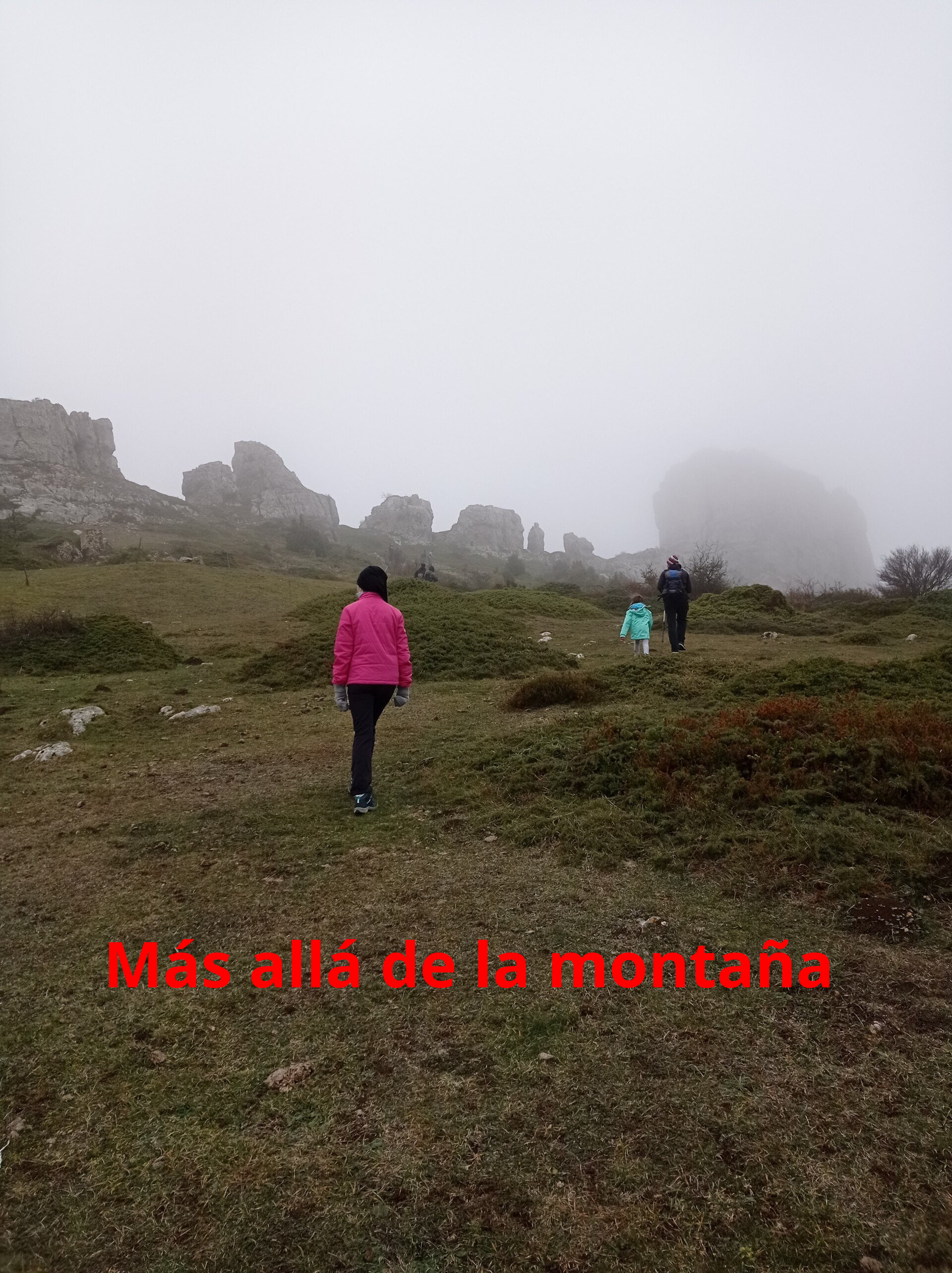 cogemos el camino a Peña las Doce.