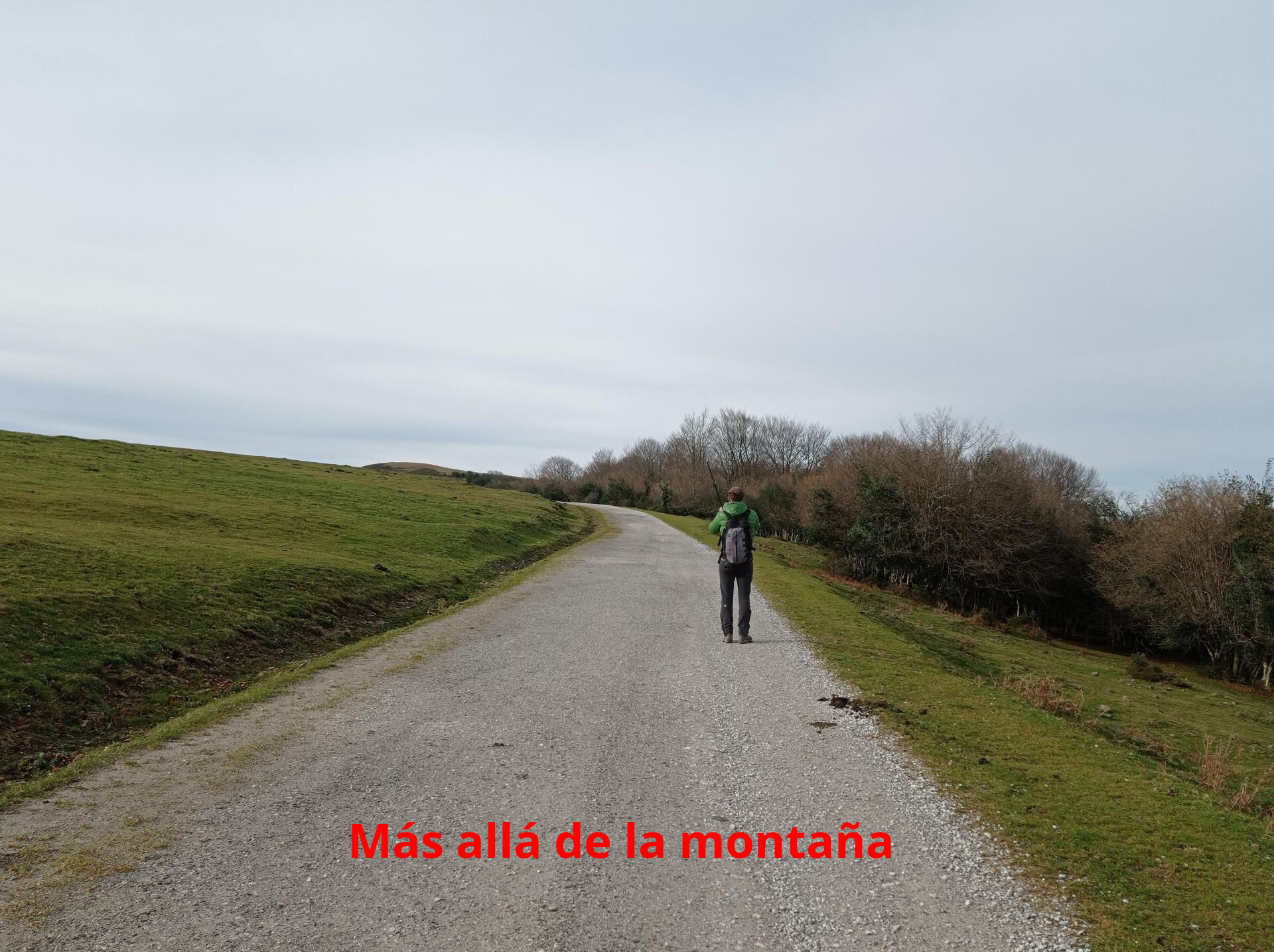 pista que nos lleva a las faldas de Tordías