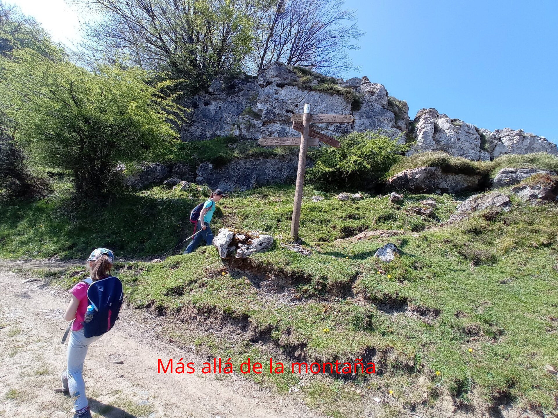 cruce de caminos para ir a Leungane