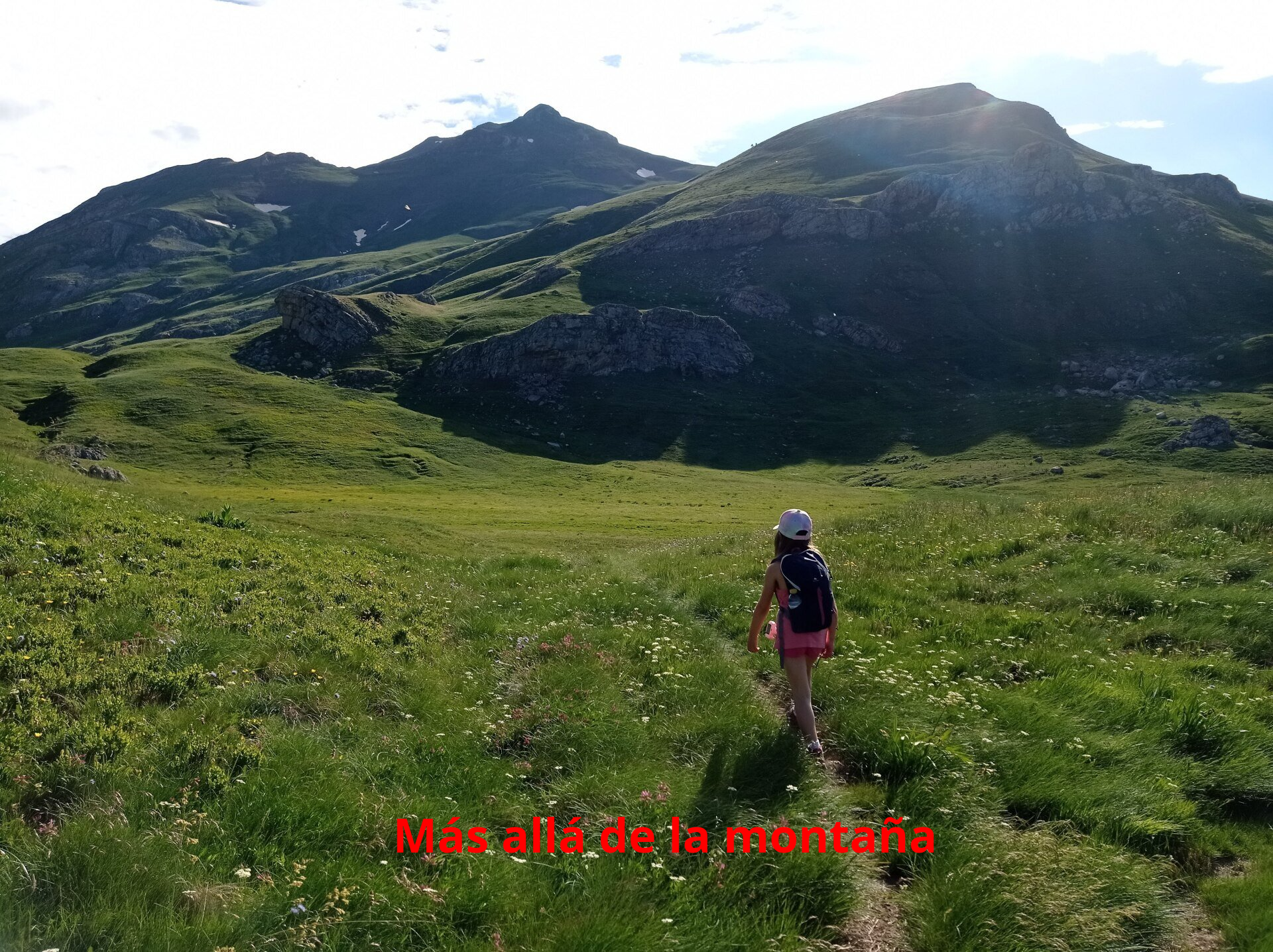 Como ya os he comentado antes, nosotros cogimos parte de la ruta que va a Pic de Peyreluehasta llegar al Puerto Viejo de Sallent (Col de Peyrelue).