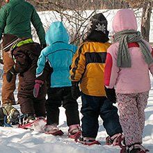 Excursiones con niños y raquetas de nieve