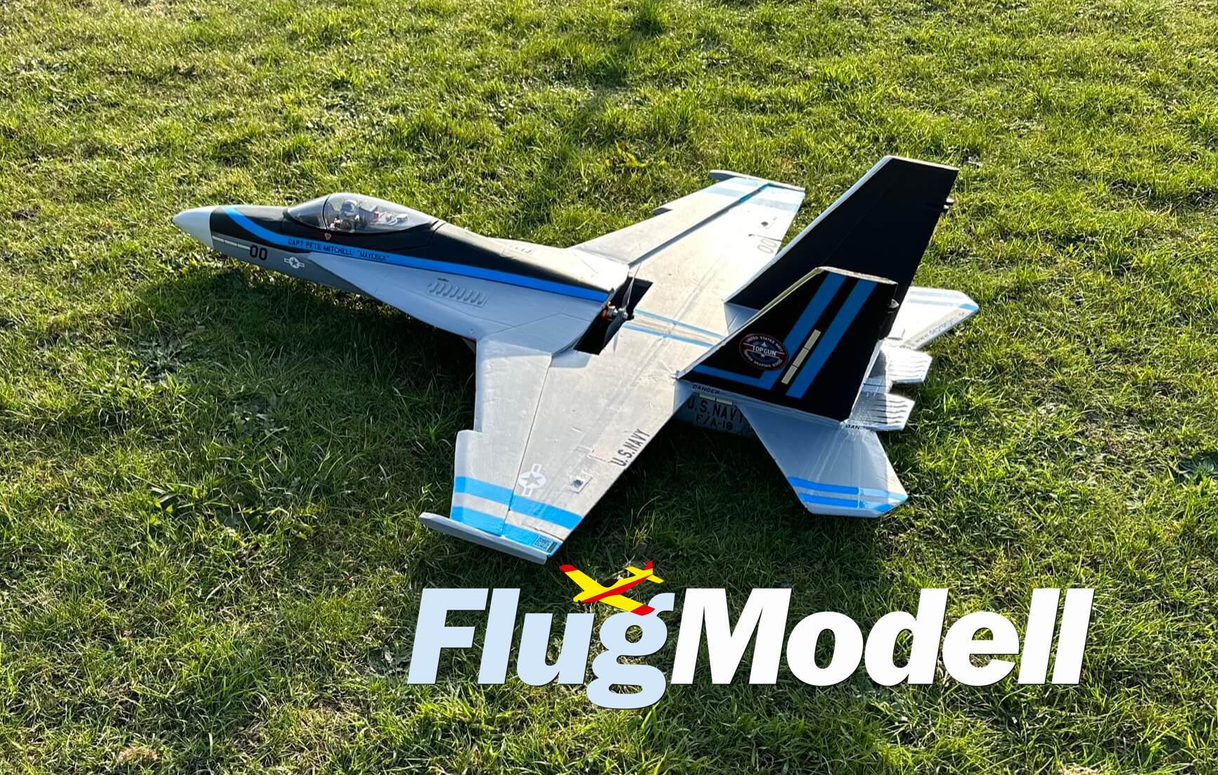 Depron Modellflugzeug F-18 in XXL und in Kooperation mit FlugModell