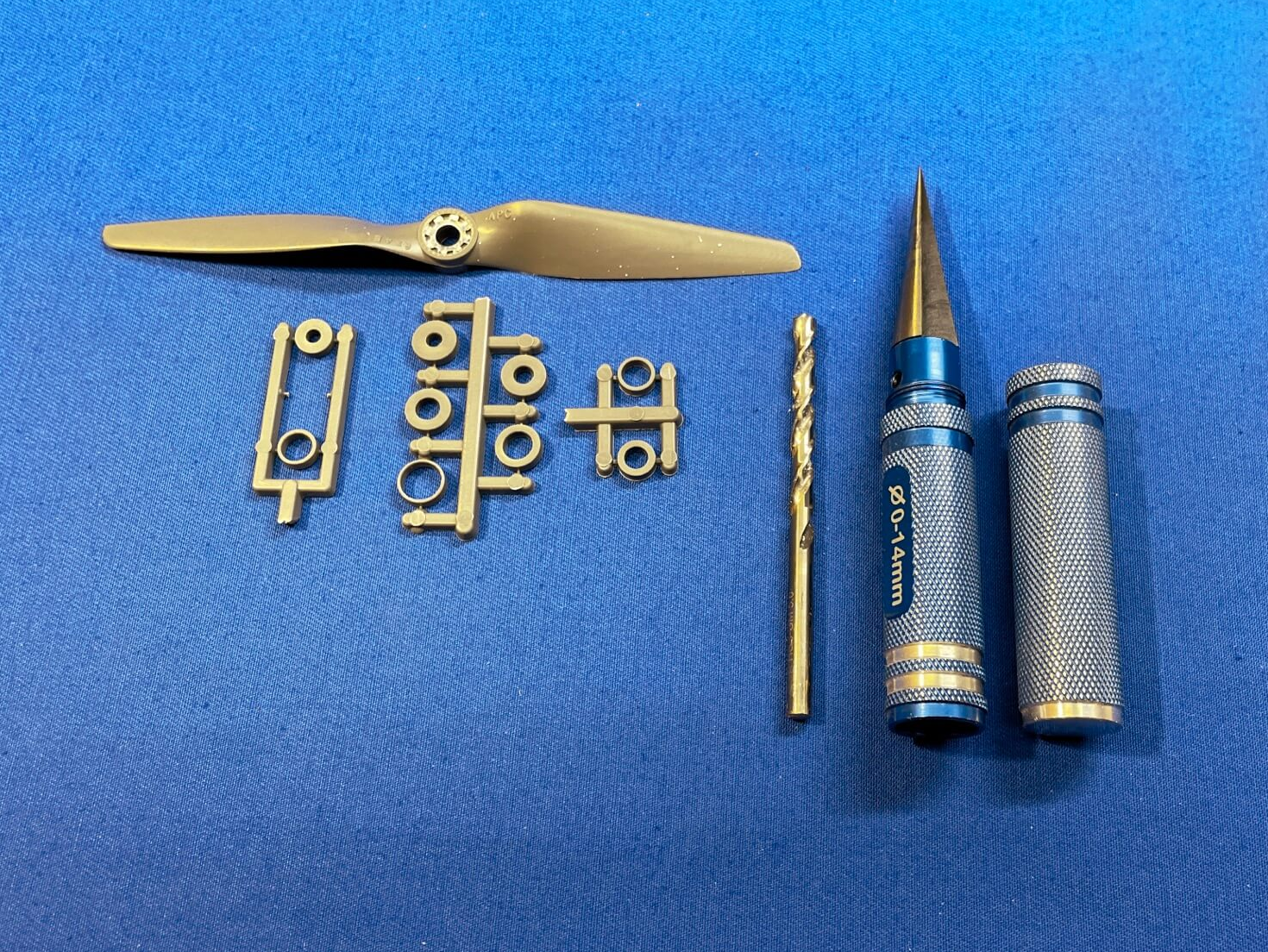 Aufbohren der Propellernarbe mit Zentrieringen