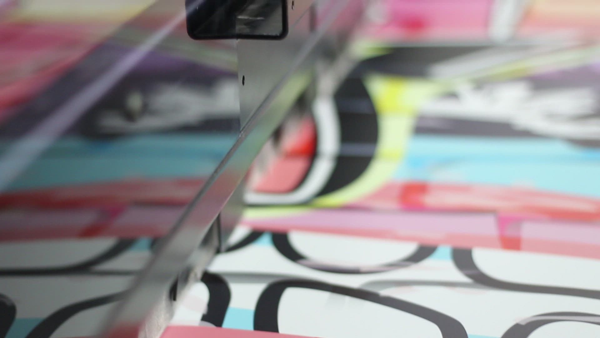 Digitaldruck Großformatdruck Schilderdruck Platten AluDibond Acryl Aichach Messesysteme Eventtechnik Rahmensysteme Acrylschilder Lifteranlagen Beschilderungen Beschriftungen Werbung Werbetechnik Schilder