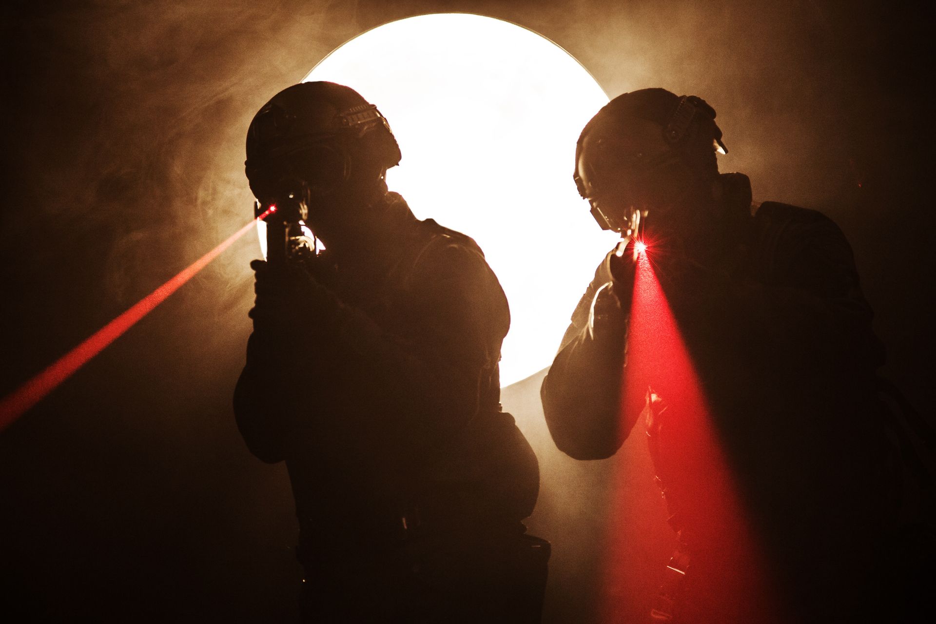 Linternas profesionales AGLOWLIGHT para rescate y operaciones militares