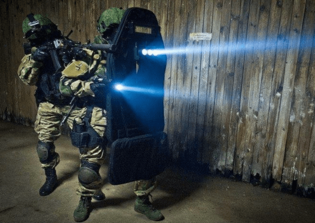 Robustez militar, autonomía extrema y fiabilidad total.