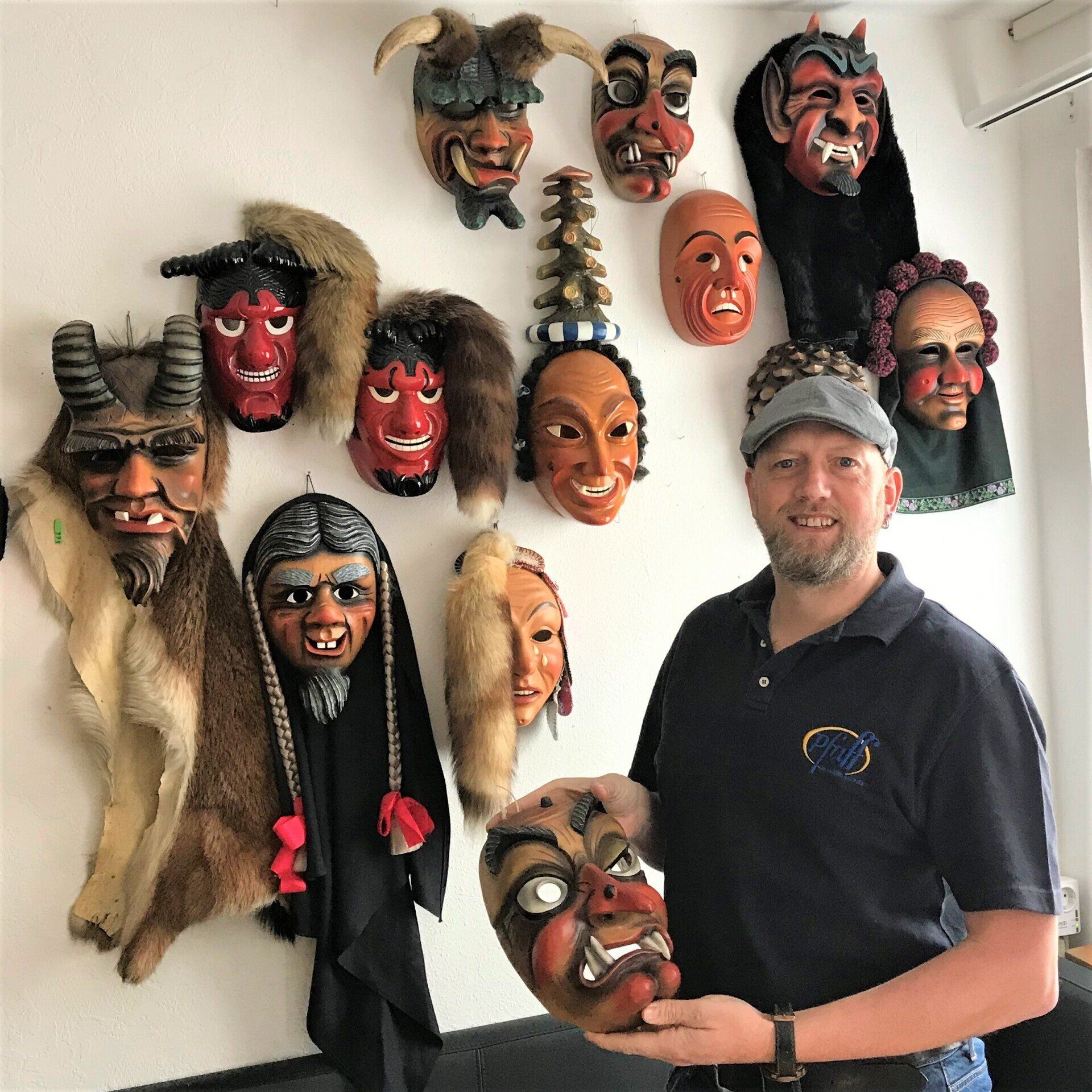 Bernd Kaltenbach ist Inhaber von Pfaff - Die Maskenmanufaktur