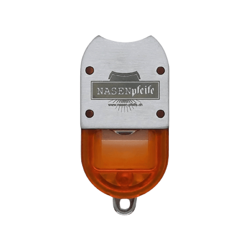 Die nasenpfeife ist das Kultinstrument zum Musizieren, als Werbeträger und auch als Flaschenöffner!