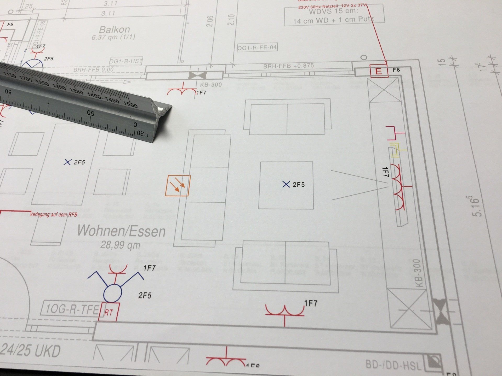 Erstellung von e-technischen Dokumentationen