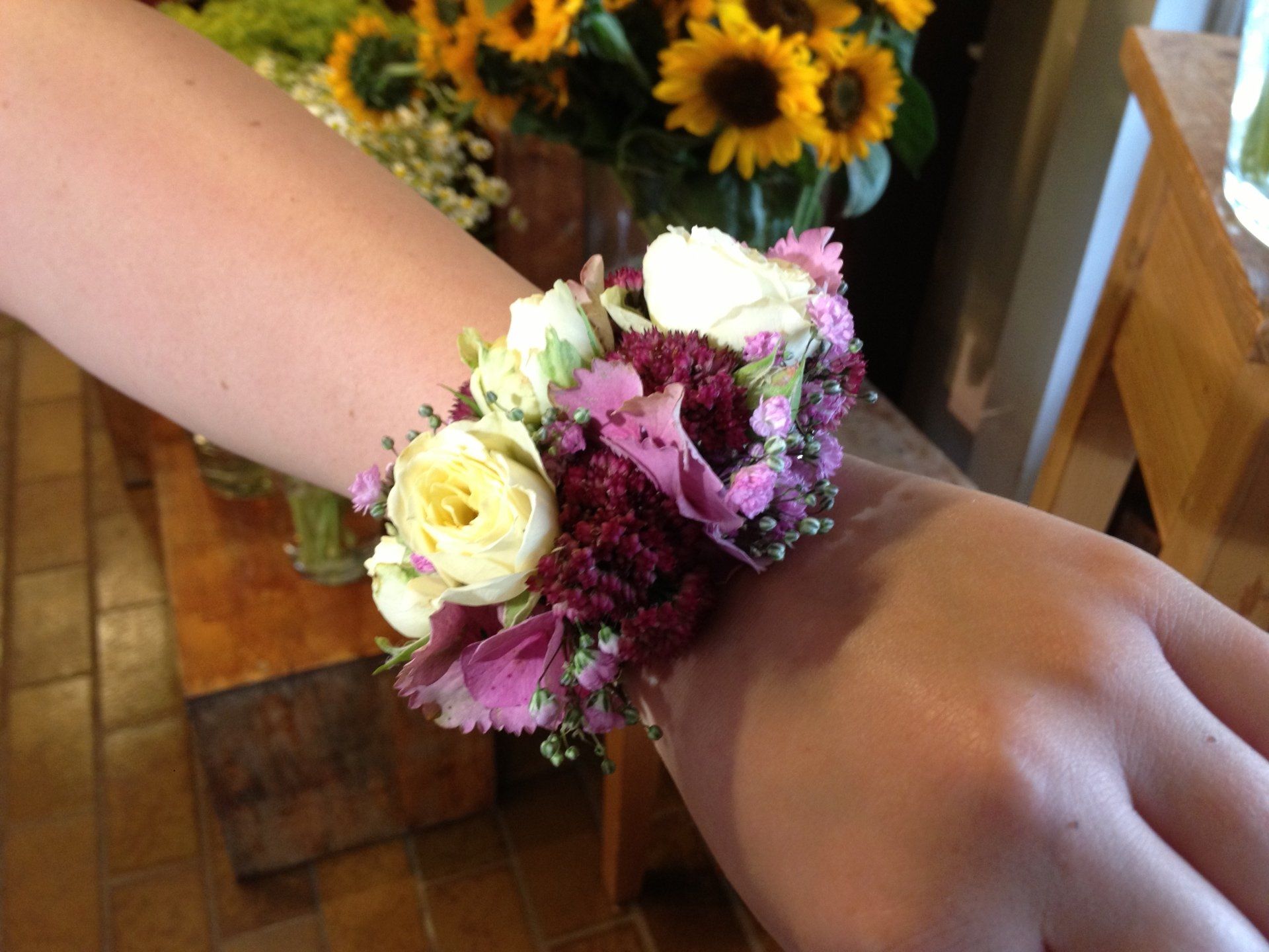 Blumenarmband Hochzeit