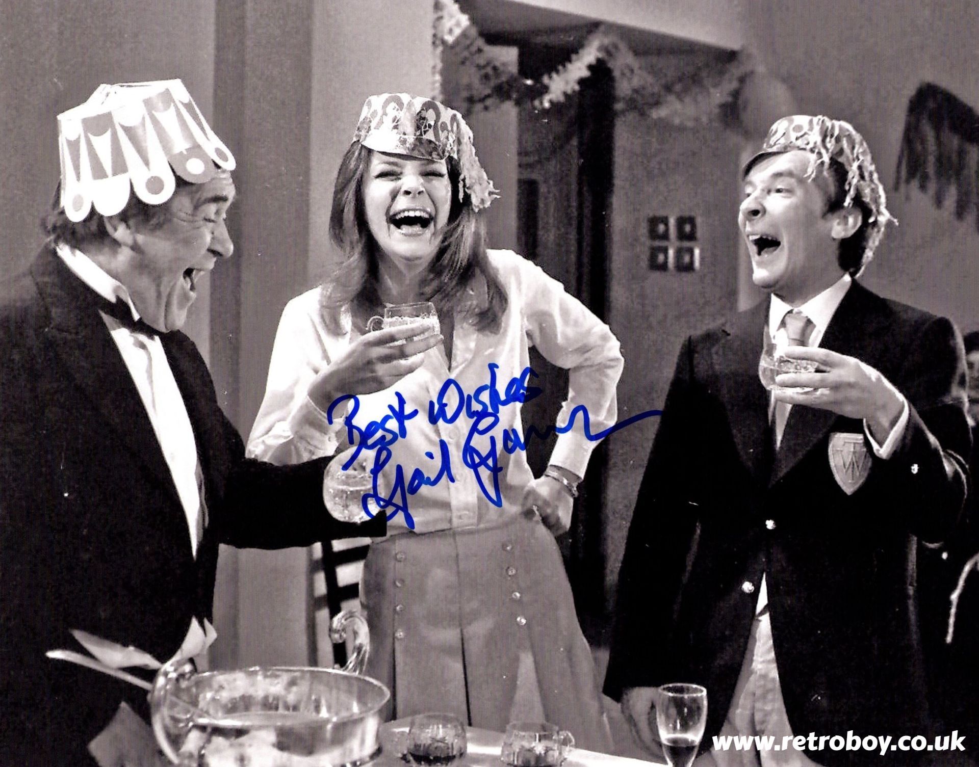 Gail Grainger singed