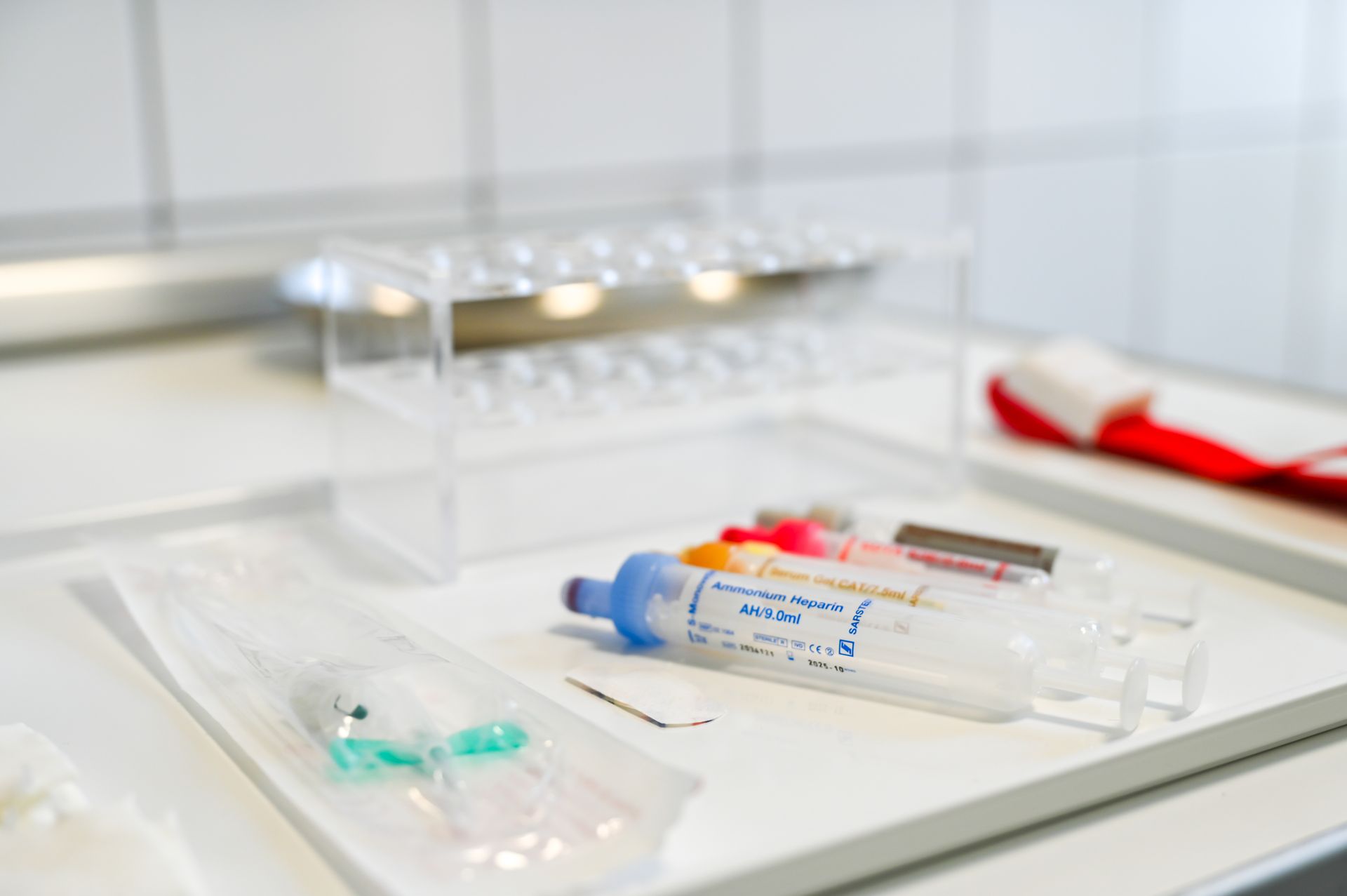 Labordiagnostik Ihrer Heilpraktikerin in Düsseldorf. Laborwerte im Blut, Stuhl, Urin oder Speichel für die ganzheitliche Beurteilung der Symptome.