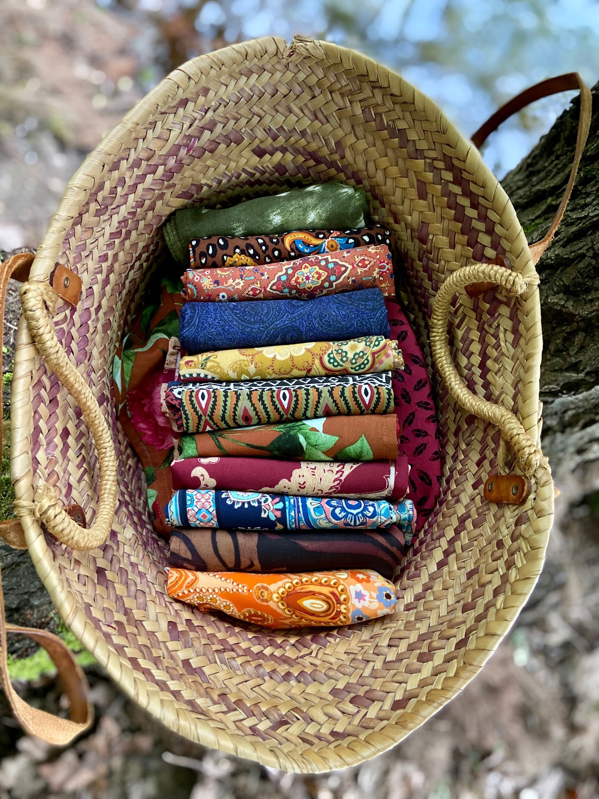 Upcycling Pulswärmer, Upcycling Rock, Krafttier Wolf, Krafttier Leopard