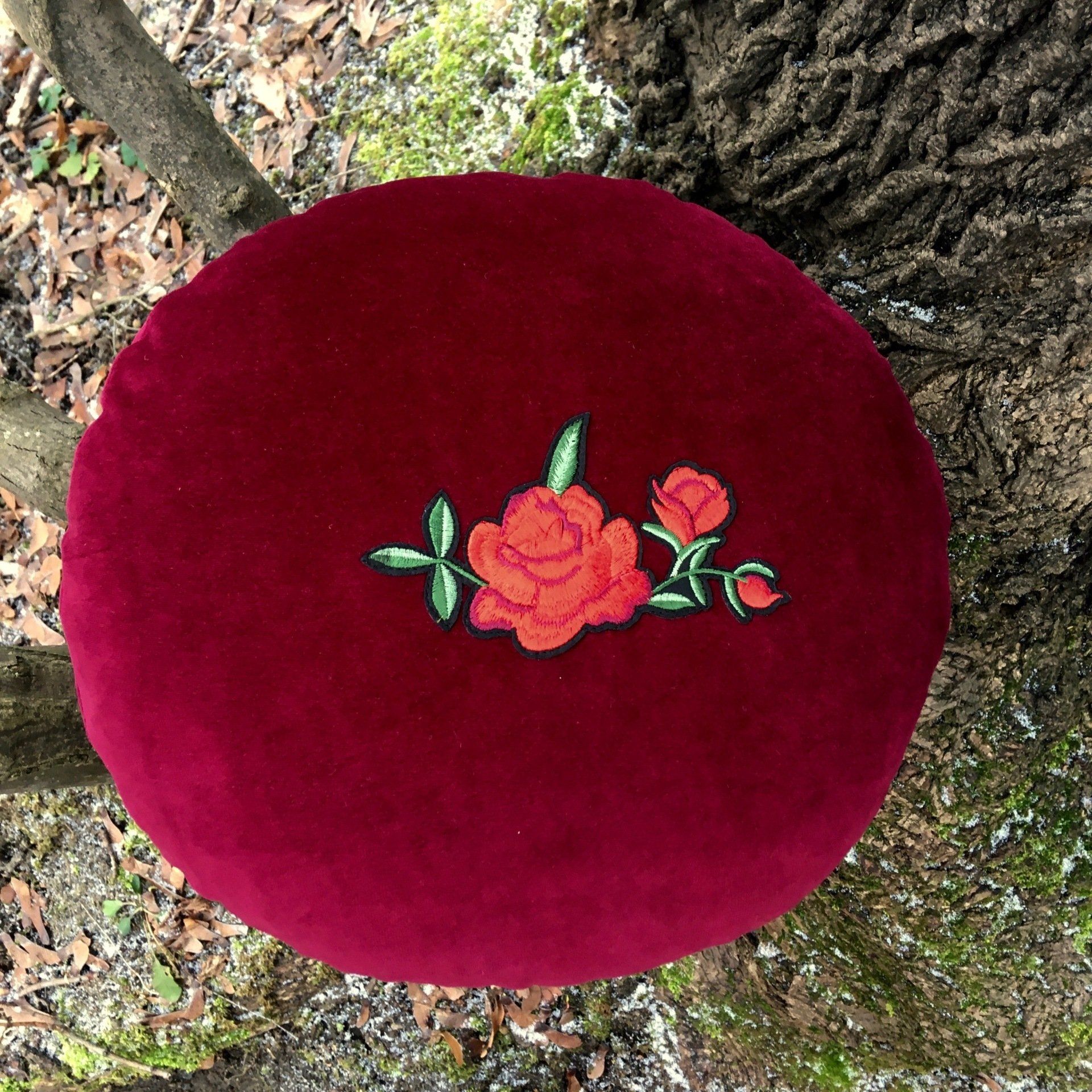 Rosenkissen, Schoßraumsegnung