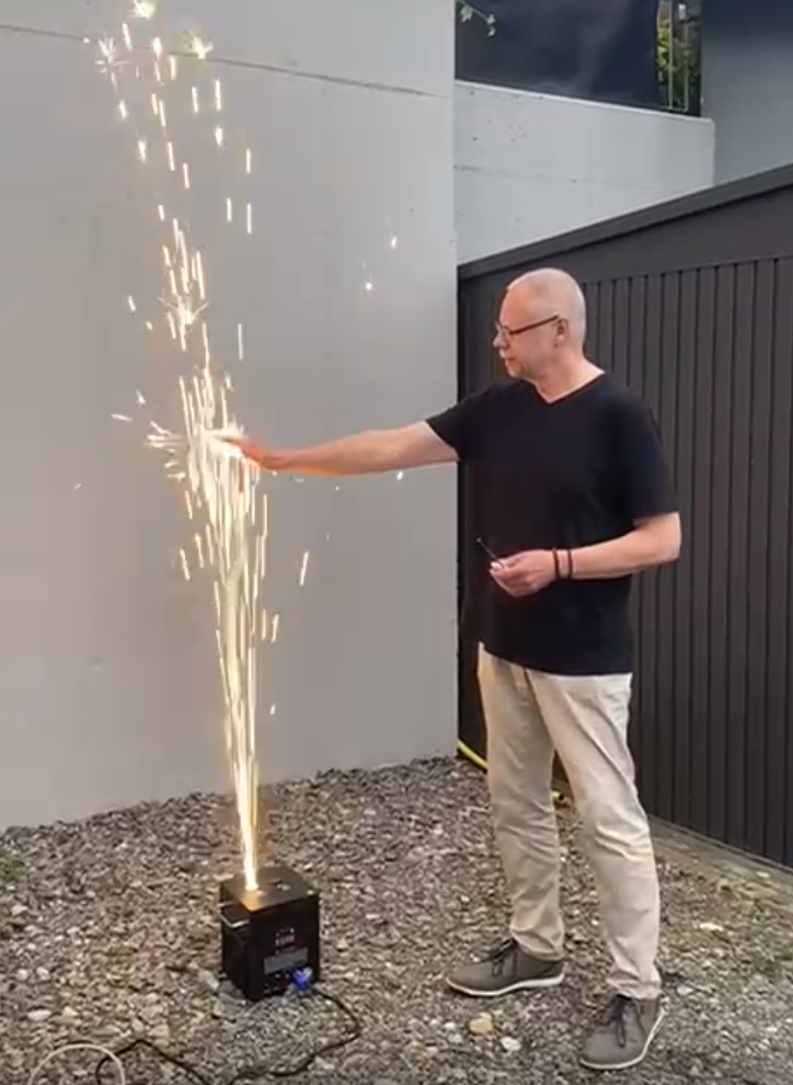 Sparkular-Maschine, Funkensprühmaschine für drinnen und draussen