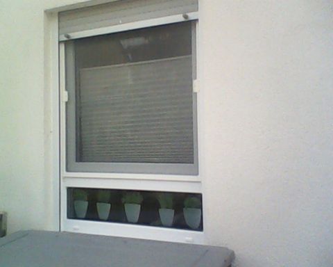 damit sie leichter putzen können ! Siegel Fliegengittersysteme für einen Teil vom Fenster zum öffnen !