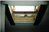 Problemlos ihr Fenster reinigen ohne Fliegengitter auszubauen! Problemlos ihr Fenster reinigen ohne Fliegengitter auszubauen!