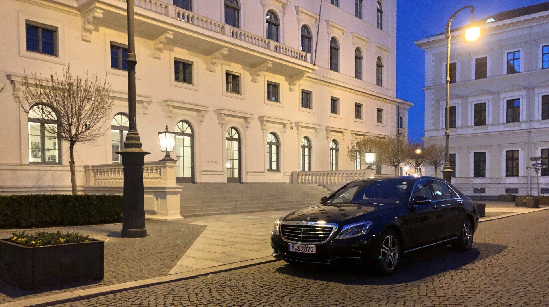 Mercedes VIP Transfer Siemens S-Klasse