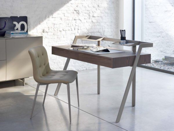 Zack, escritorio de madera y acero de Bontempi