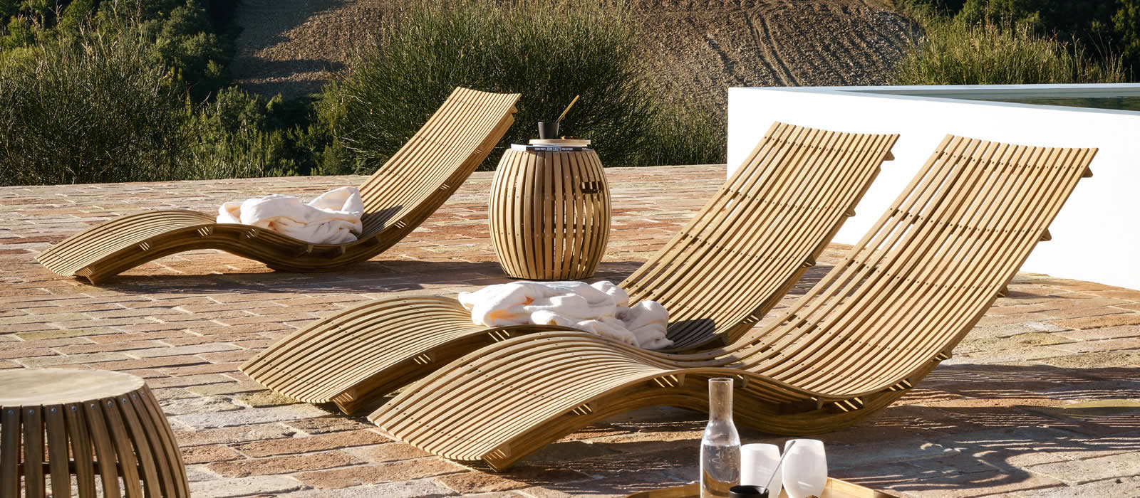 Swing, muebles y complementos de exterior de Unopiu