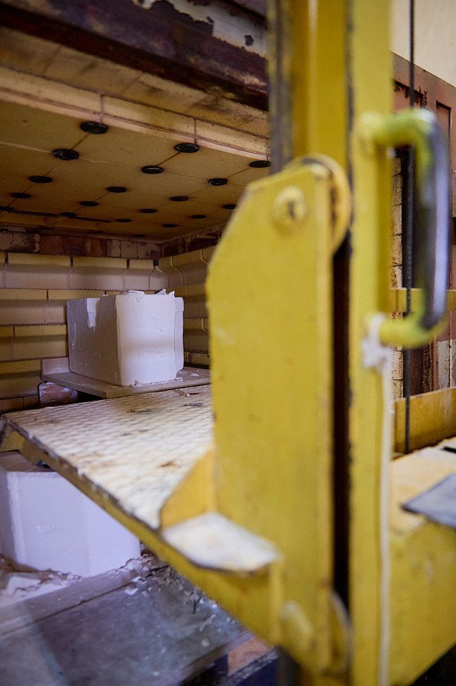 Palanquin sortant un moule du four