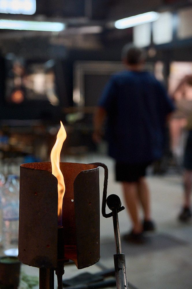 Flamme dans un atelier de soufflage