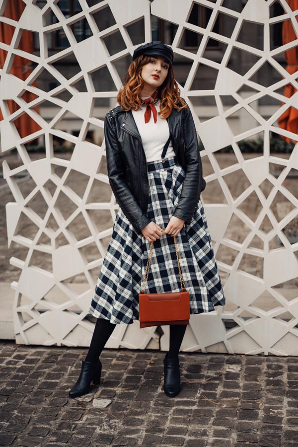 look rock sur une jupe longue