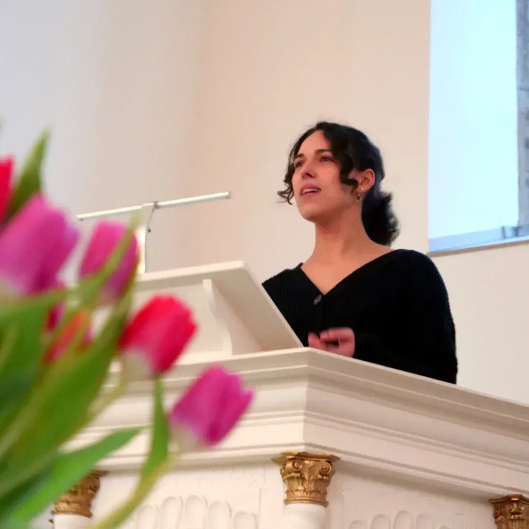 Foto von Nora Hanauske bei ihrer Rede