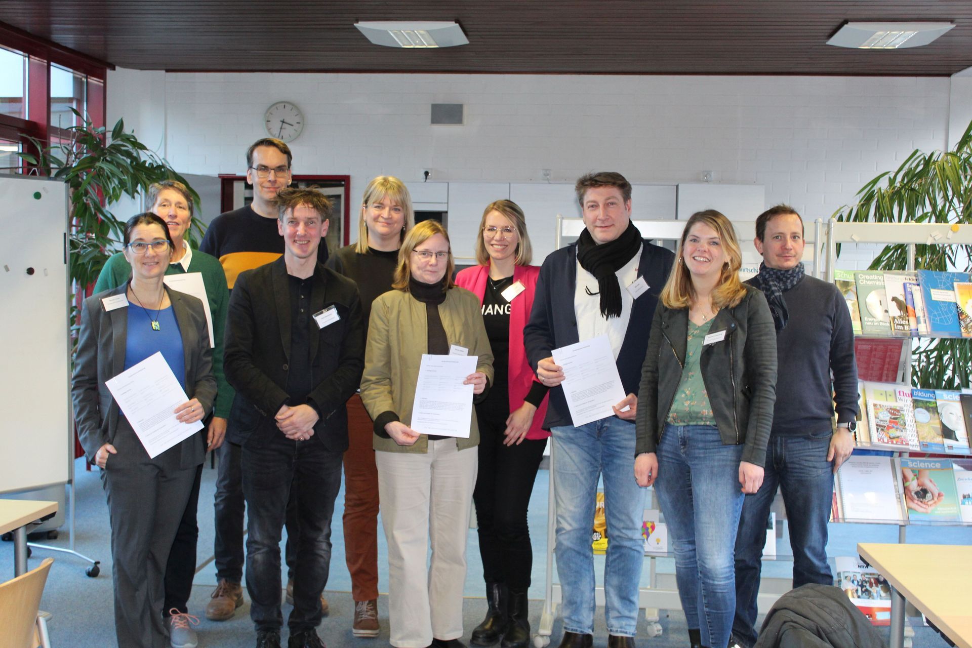 Kolleg*innen des Netzwerks beim Treffen in Bielefeld