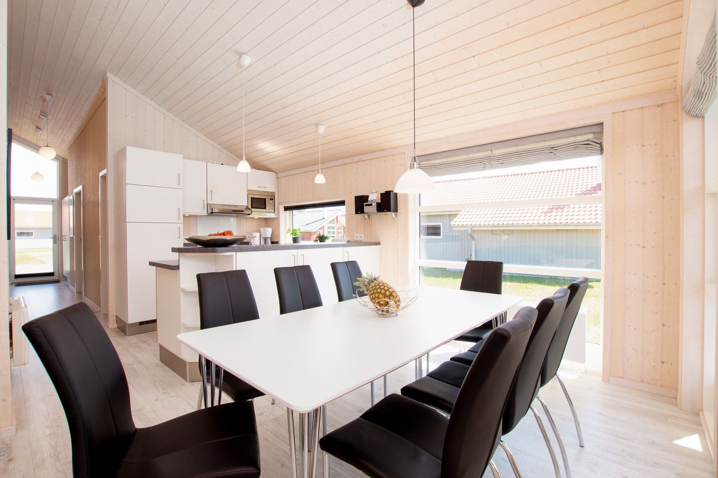 Großer Esstisch für 8 Personen