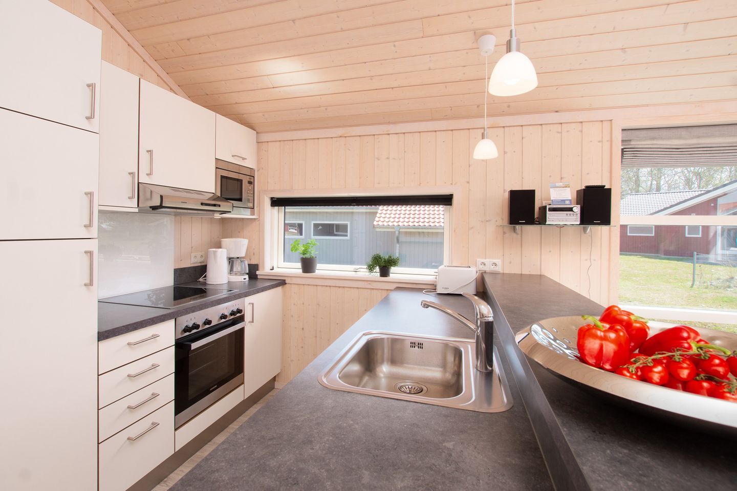 Einbauküche, komplett ausgestattet