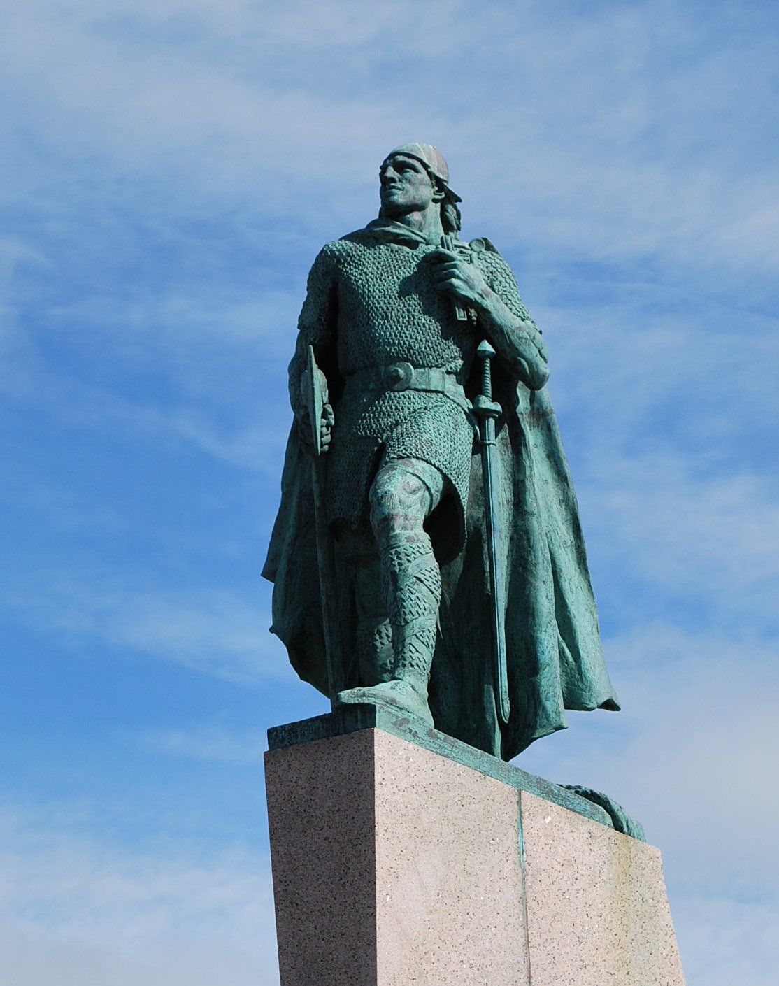 Statue de Leifr Eriksson viking Islande
