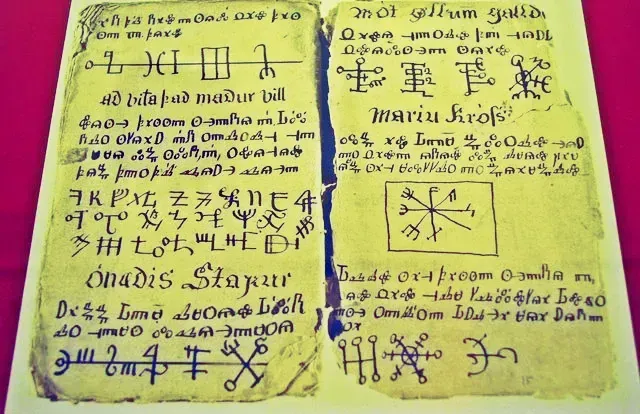 Livre de protection sorcellerie Islande