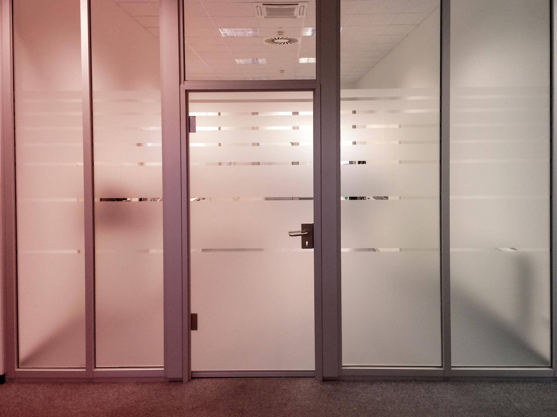 Schilder und Leitsysteme