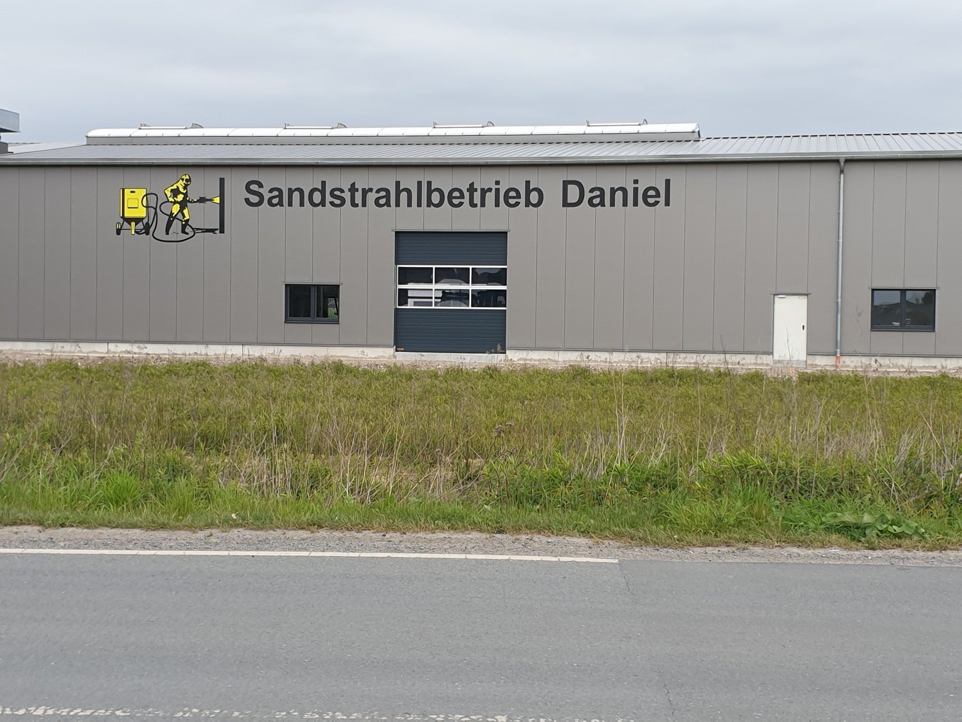 Vorderansicht Neue Halle Ascheberg