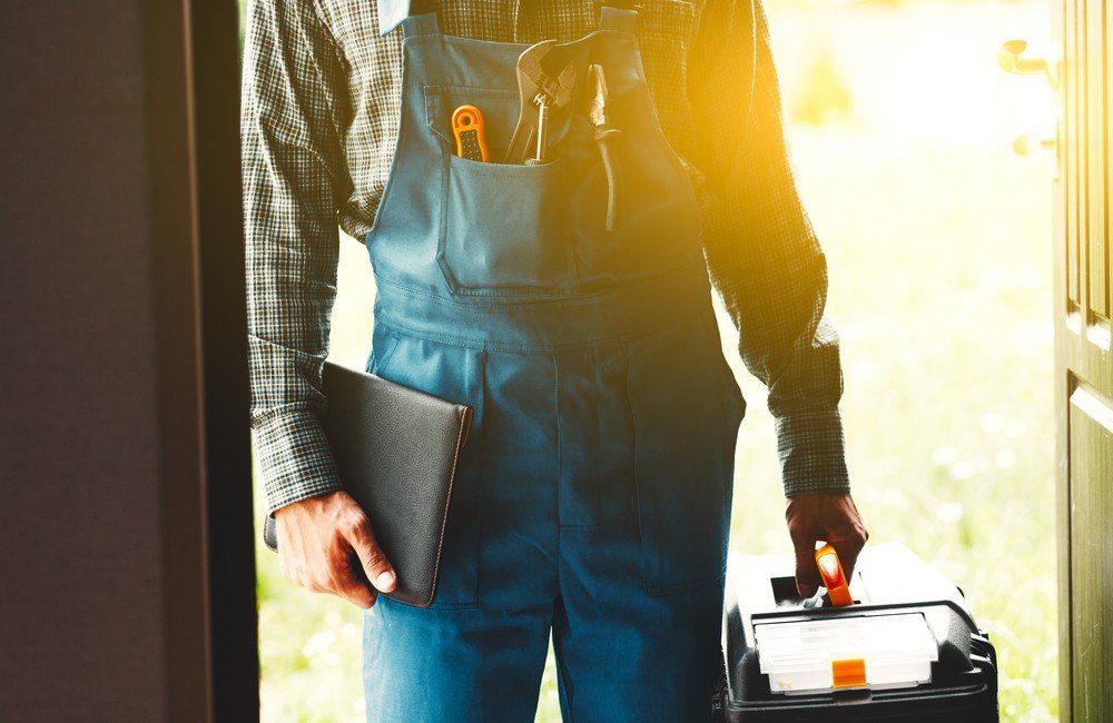 Services360 professional turning up to carry out a job