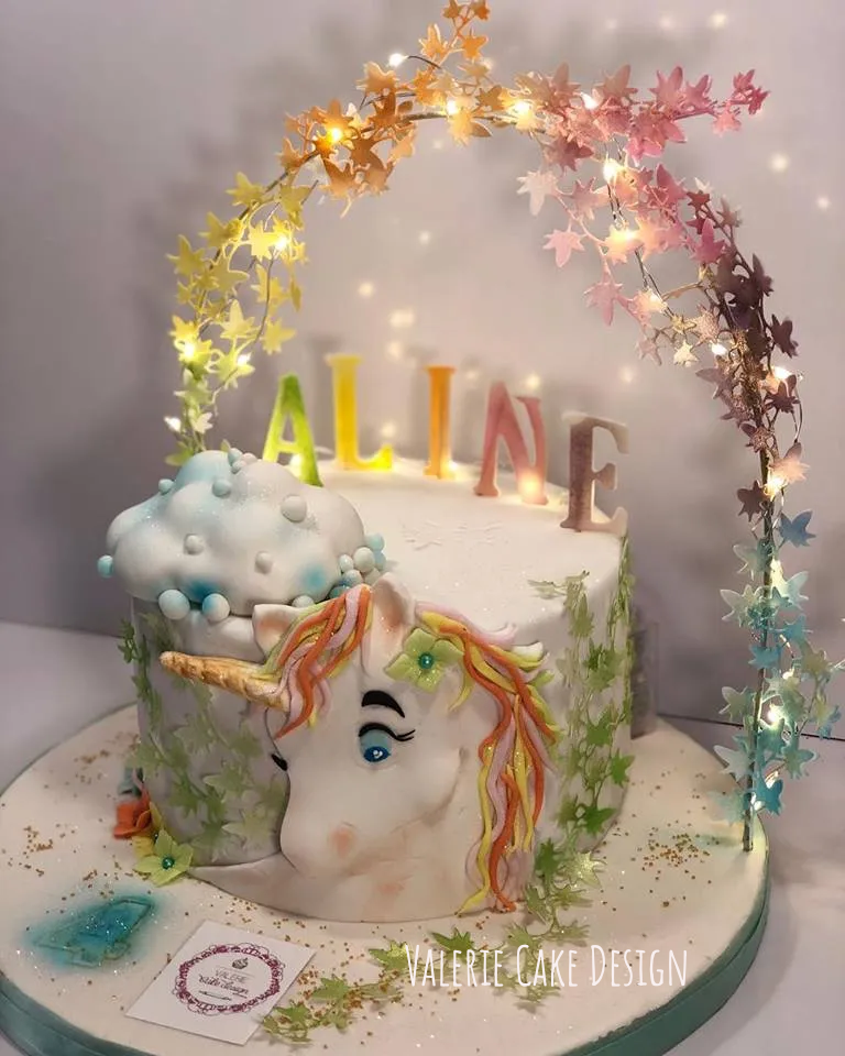 #joyeuxanniversaire #instacakedesign #pickoftheday #instagood #Valeriecakedesignmarseille #ValérieCakeDesign #instacake #birthdaycakemarseille #weddingcake #valeriecakedesign #cakedesignmarseille #gateaususpendumarseille #sabledecoremarseille #sabledecore #gateaususpendu #gravitycake #instafood #gateaudemariagemarseille #gateaudemarseille #gateaudemariage #bapteme #gateauanniversairemarseille #pateasucre #weddingcakemarseille #birthdaycake #marseille #mariagemarseille #gateaupersonnalise #gateaupersonnalisemarseille #sweettable #bapteme #gateau #sucettepersonnalisee #cakepop #cakepopmarseille #cupcakemarseille #numbercake #numbercakemarseille #aussibeauquebon #cakemarseille #creationgourmande #creationgateau #rever #cakeartist #feerie #patisserie #personnalisationdegateau