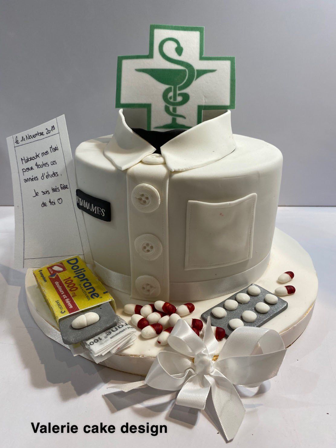 #joyeuxanniversaire #instacakedesign #pickoftheday #instagood #Valeriecakedesignmarseille #ValérieCakeDesign #instacake #birthdaycakemarseille #weddingcake #valeriecakedesign #cakedesignmarseille #gateaususpendumarseille #sabledecoremarseille #sabledecore #gateaususpendu #gravitycake #instafood #gateaudemariagemarseille #gateaudemarseille #gateaudemariage #bapteme #gateauanniversairemarseille #pateasucre #weddingcakemarseille #birthdaycake #marseille #mariagemarseille #gateaupersonnalise #gateaupersonnalisemarseille #sweettable #bapteme #gateau #sucettepersonnalisee #cakepop #cakepopmarseille #cupcakemarseille #numbercake #numbercakemarseille #aussibeauquebon #cakemarseille #creationgourmande #creationgateau #rever #cakeartist #feerie #patisserie #personnalisationdegateau