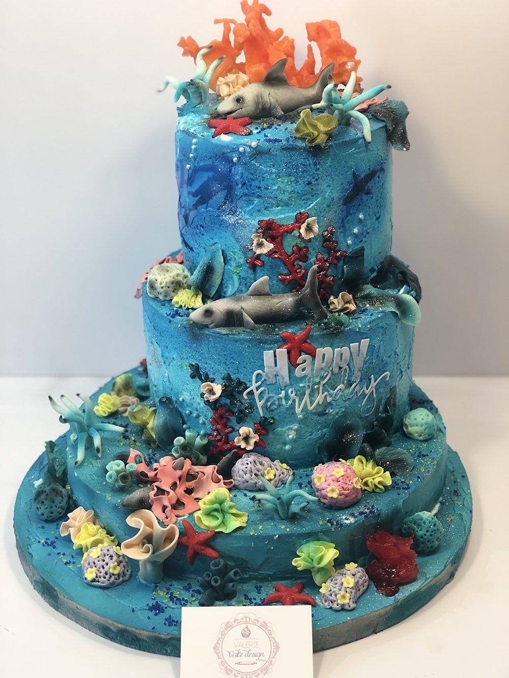 #joyeuxanniversaire #instacakedesign #pickoftheday #instagood #Valeriecakedesignmarseille #ValérieCakeDesign #instacake #birthdaycakemarseille #weddingcake #valeriecakedesign #cakedesignmarseille #gateaususpendumarseille #sabledecoremarseille #sabledecore #gateaususpendu #gravitycake #instafood #gateaudemariagemarseille #gateaudemarseille #gateaudemariage #bapteme #gateauanniversairemarseille #pateasucre #weddingcakemarseille #birthdaycake #marseille #mariagemarseille #gateaupersonnalise #gateaupersonnalisemarseille #sweettable #bapteme #gateau #sucettepersonnalisee #cakepop #cakepopmarseille #cupcakemarseille #numbercake #numbercakemarseille #aussibeauquebon #cakemarseille #creationgourmande #creationgateau #rever #cakeartist #feerie #patisserie #personnalisationdegateau