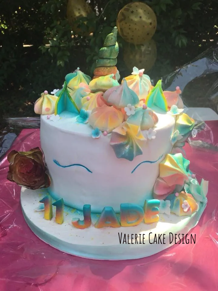 #joyeuxanniversaire #instacakedesign #pickoftheday #instagood #Valeriecakedesignmarseille #ValérieCakeDesign #instacake #birthdaycakemarseille #weddingcake #valeriecakedesign #cakedesignmarseille #gateaususpendumarseille #sabledecoremarseille #sabledecore #gateaususpendu #gravitycake #instafood #gateaudemariagemarseille #gateaudemarseille #gateaudemariage #bapteme #gateauanniversairemarseille #pateasucre #weddingcakemarseille #birthdaycake #marseille #mariagemarseille  #gateaupersonnalise #gateaupersonnalisemarseille #sweettable #bapteme #gateau #sucettepersonnalisee #cakepop #cakepopmarseille #cupcakemarseille #numbercake #numbercakemarseille #aussibeauquebon #cakemarseille  #creationgourmande #creationgateau #rever #cakeartist #feerie #patisserie #personnalisationdegateau