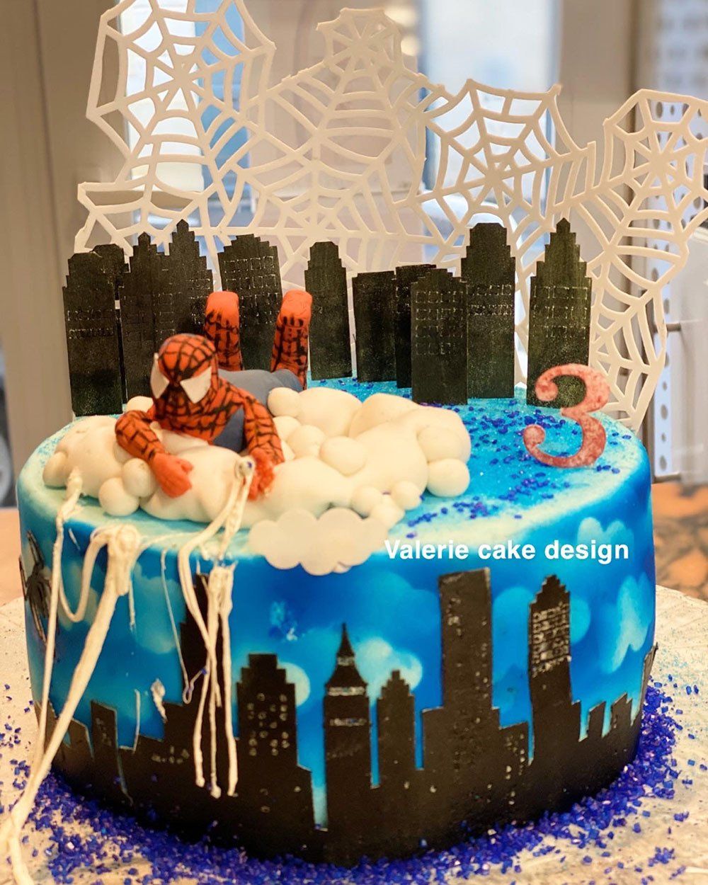 #joyeuxanniversaire #instacakedesign #pickoftheday #instagood #Valeriecakedesignmarseille #ValérieCakeDesign #instacake #birthdaycakemarseille #weddingcake #valeriecakedesign #cakedesignmarseille #gateaususpendumarseille #sabledecoremarseille #sabledecore #gateaususpendu #gravitycake #instafood #gateaudemariagemarseille #gateaudemarseille #gateaudemariage #bapteme #gateauanniversairemarseille #pateasucre #weddingcakemarseille #birthdaycake #marseille #mariagemarseille #gateaupersonnalise #gateaupersonnalisemarseille #sweettable #bapteme #gateau #sucettepersonnalisee #cakepop #cakepopmarseille #cupcakemarseille #numbercake #numbercakemarseille #aussibeauquebon #cakemarseille #creationgourmande #creationgateau #rever #cakeartist #feerie #patisserie #personnalisationdegateau