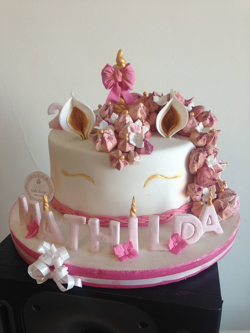 #joyeuxanniversaire #instacakedesign #pickoftheday #instagood #Valeriecakedesignmarseille #ValérieCakeDesign #instacake #birthdaycakemarseille #weddingcake #valeriecakedesign #cakedesignmarseille #gateaususpendumarseille #sabledecoremarseille #sabledecore #gateaususpendu #gravitycake #instafood #gateaudemariagemarseille #gateaudemarseille #gateaudemariage #bapteme #gateauanniversairemarseille #pateasucre #weddingcakemarseille #birthdaycake #marseille #mariagemarseille  #gateaupersonnalise #gateaupersonnalisemarseille #sweettable #bapteme #gateau #sucettepersonnalisee #cakepop #cakepopmarseille #cupcakemarseille #numbercake #numbercakemarseille #aussibeauquebon #cakemarseille  #creationgourmande #creationgateau #rever #cakeartist #feerie #patisserie #personnalisationdegateau