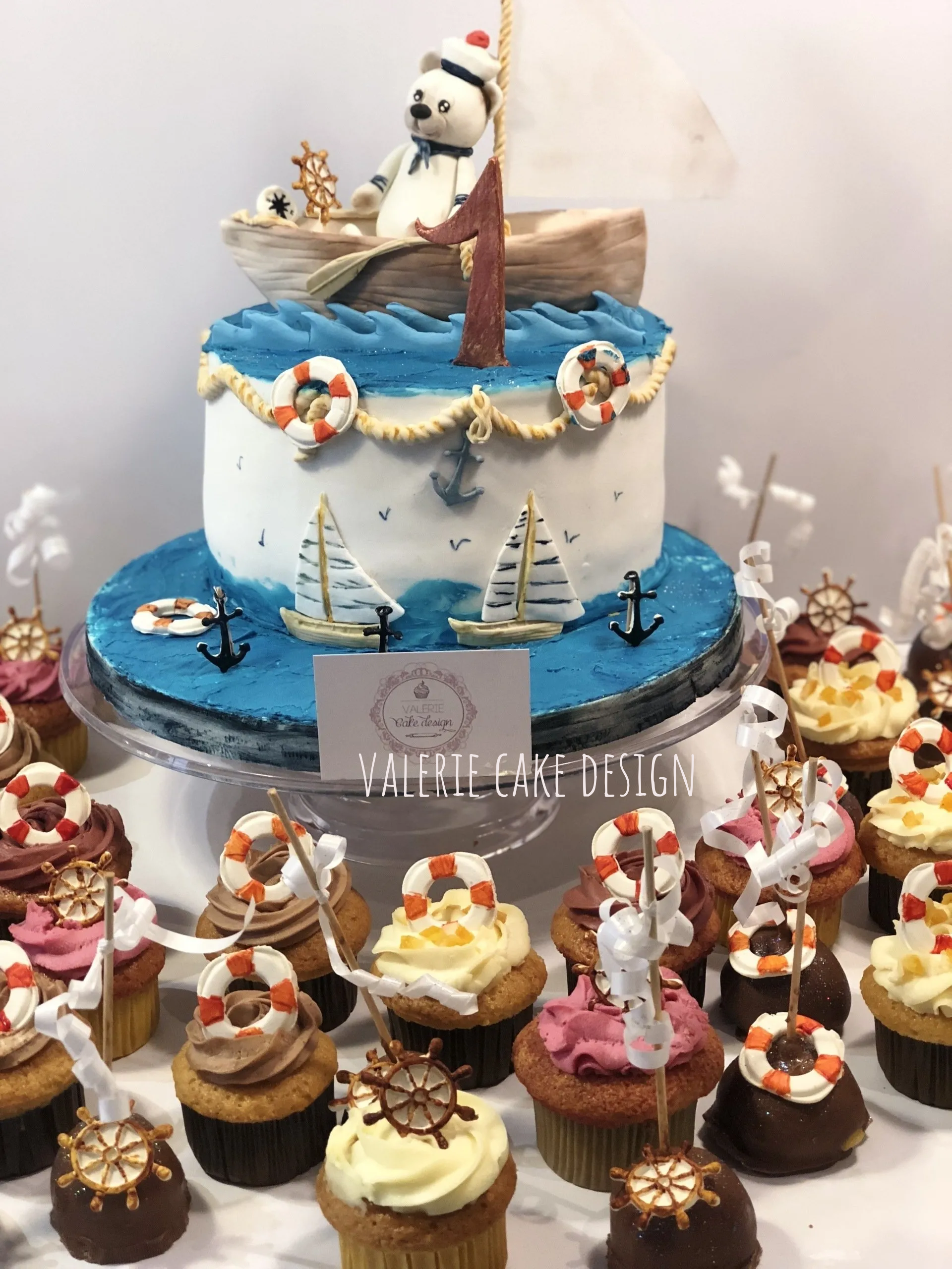 #joyeuxanniversaire #instacakedesign #pickoftheday #instagood #Valeriecakedesignmarseille #ValérieCakeDesign #instacake #birthdaycakemarseille #weddingcake #valeriecakedesign #cakedesignmarseille #gateaususpendumarseille #sabledecoremarseille #sabledecore #gateaususpendu #gravitycake #instafood #gateaudemariagemarseille #gateaudemarseille #gateaudemariage #bapteme #gateauanniversairemarseille #pateasucre #weddingcakemarseille #birthdaycake #marseille #mariagemarseille #gateaupersonnalise #gateaupersonnalisemarseille #sweettable #bapteme #gateau #sucettepersonnalisee #cakepop #cakepopmarseille #cupcakemarseille #numbercake #numbercakemarseille #aussibeauquebon #cakemarseille #creationgourmande #creationgateau #rever #cakeartist #feerie #patisserie #personnalisationdegateau