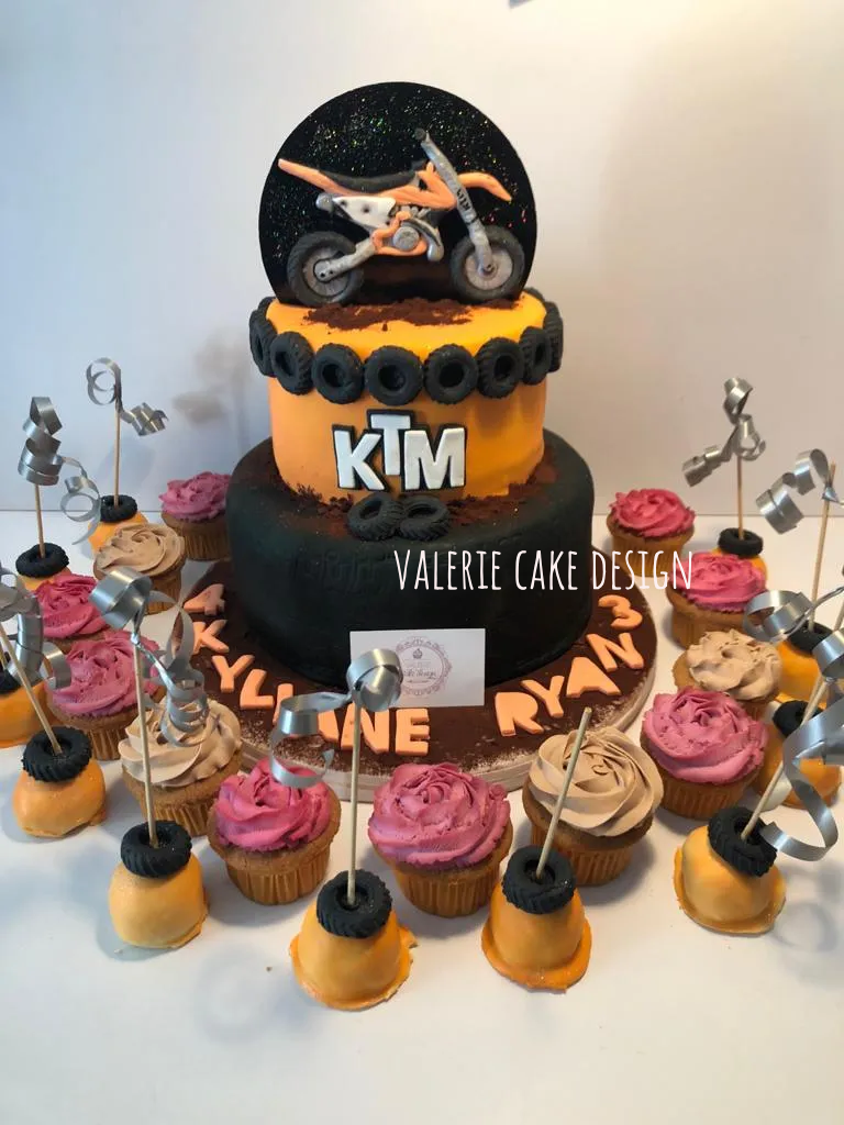 #joyeuxanniversaire #instacakedesign #pickoftheday #instagood #Valeriecakedesignmarseille #ValérieCakeDesign #instacake #birthdaycakemarseille #weddingcake #valeriecakedesign #cakedesignmarseille #gateaususpendumarseille #sabledecoremarseille #sabledecore #gateaususpendu #gravitycake #instafood #gateaudemariagemarseille #gateaudemarseille #gateaudemariage #bapteme #gateauanniversairemarseille #pateasucre #weddingcakemarseille #birthdaycake #marseille #mariagemarseille #gateaupersonnalise #gateaupersonnalisemarseille #sweettable #bapteme #gateau #sucettepersonnalisee #cakepop #cakepopmarseille #cupcakemarseille #numbercake #numbercakemarseille #aussibeauquebon #cakemarseille #creationgourmande #creationgateau #rever #cakeartist #feerie #patisserie #personnalisationdegateau