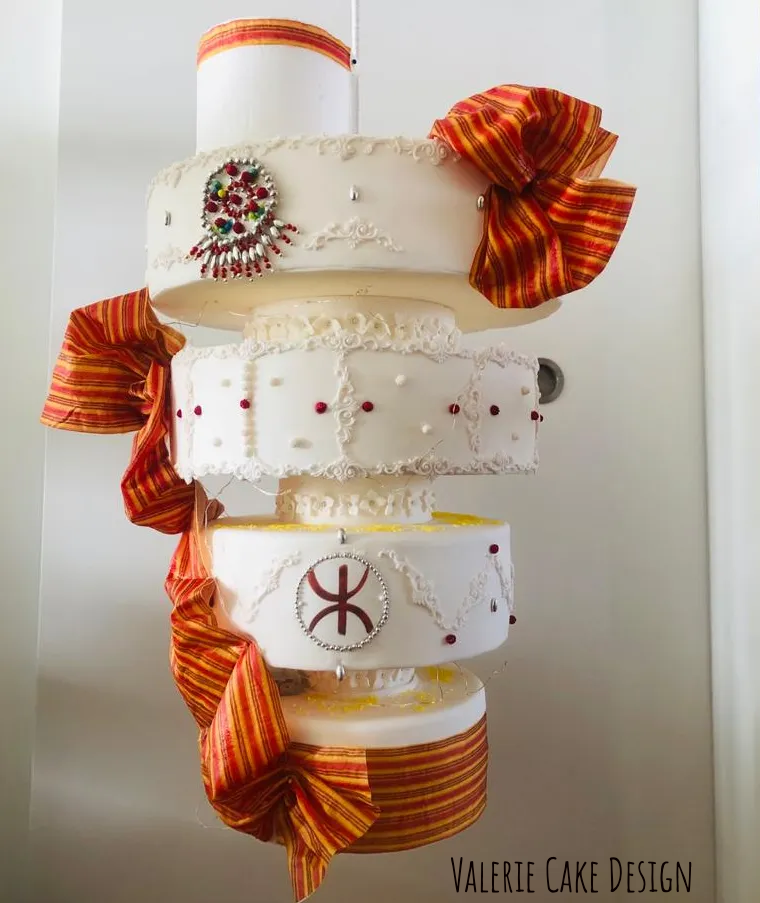 #joyeuxanniversaire #instacakedesign #pickoftheday #instagood #Valeriecakedesignmarseille #ValérieCakeDesign #instacake #birthdaycakemarseille #weddingcake #valeriecakedesign #cakedesignmarseille #gateaususpendumarseille #sabledecoremarseille #sabledecore #gateaususpendu #gravitycake #instafood #gateaudemariagemarseille #gateaudemarseille #gateaudemariage #bapteme #gateauanniversairemarseille #pateasucre #weddingcakemarseille #birthdaycake #marseille #mariagemarseille #gateaupersonnalise #gateaupersonnalisemarseille #sweettable #bapteme #gateau #sucettepersonnalisee #cakepop #cakepopmarseille #cupcakemarseille #numbercake #numbercakemarseille #aussibeauquebon #cakemarseille #creationgourmande #creationgateau #rever #cakeartist #feerie #patisserie #personnalisationdegateau