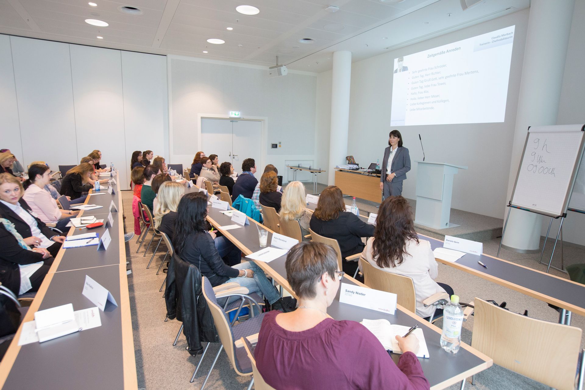 Gruppenbild eines Seminars mit Claudia Marbach.