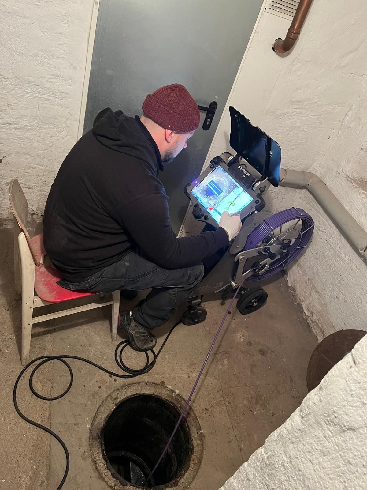 TV Inspektion Rohrfrei Direkt Rohrreinigung Kamerauntersuchungen von Abwasserleitungen - Rohrfrei Direkt Rohrreinigung