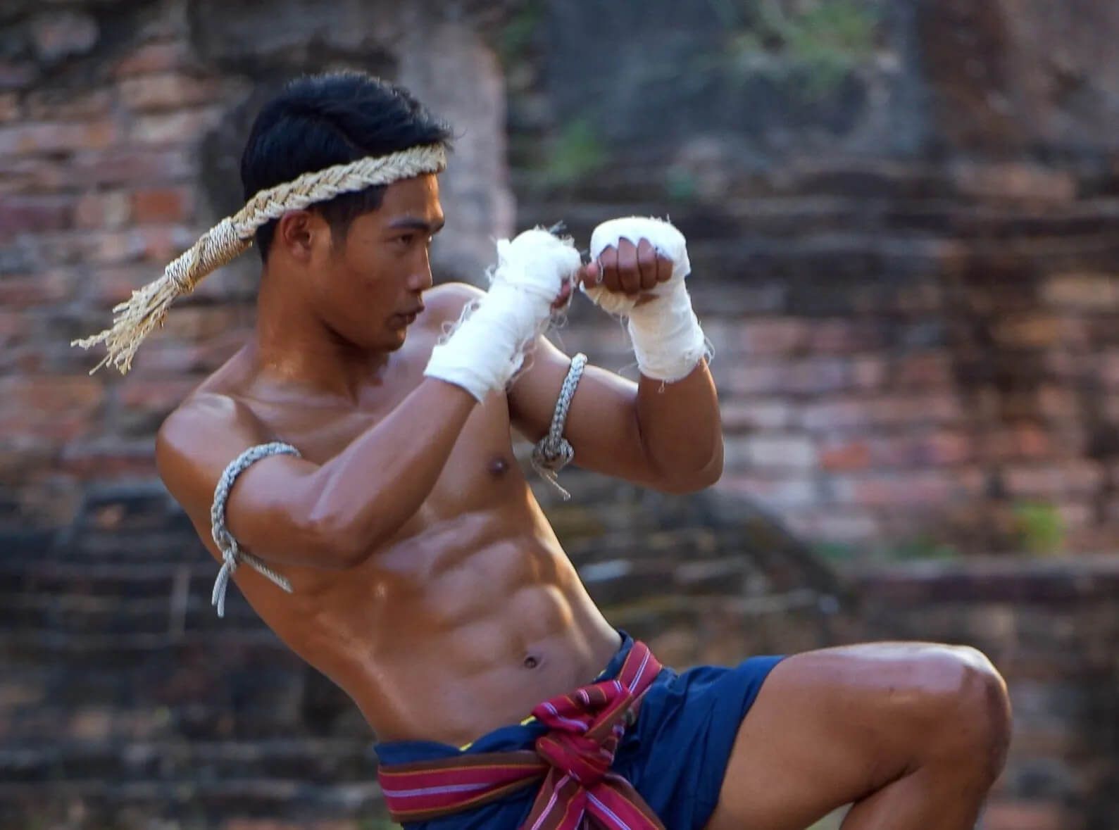 Muay Thai Boxer am trainieren