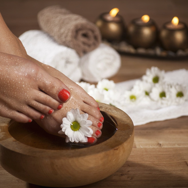 Mobile manicure, pedicures, gel nails at home in Wirral and Chester,  Massage chester, Massage wirral, Beauty chester, Beauty wirral, Back massage wirral, Back massage Chester, at home massage therapist, at home manicure, at home pedicure, at home nail service