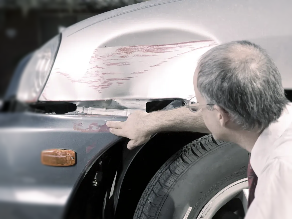 Sachverständiger vor Ort